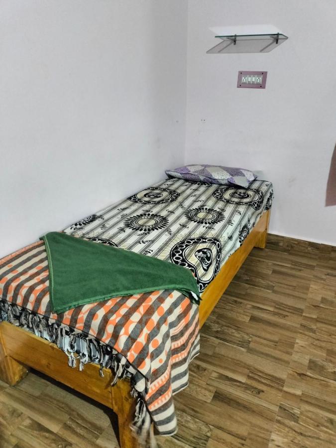 Prajwal Home Stay Хампи Экстерьер фото