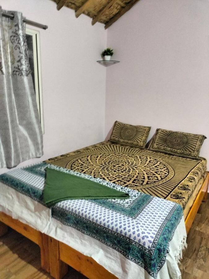 Prajwal Home Stay Хампи Экстерьер фото