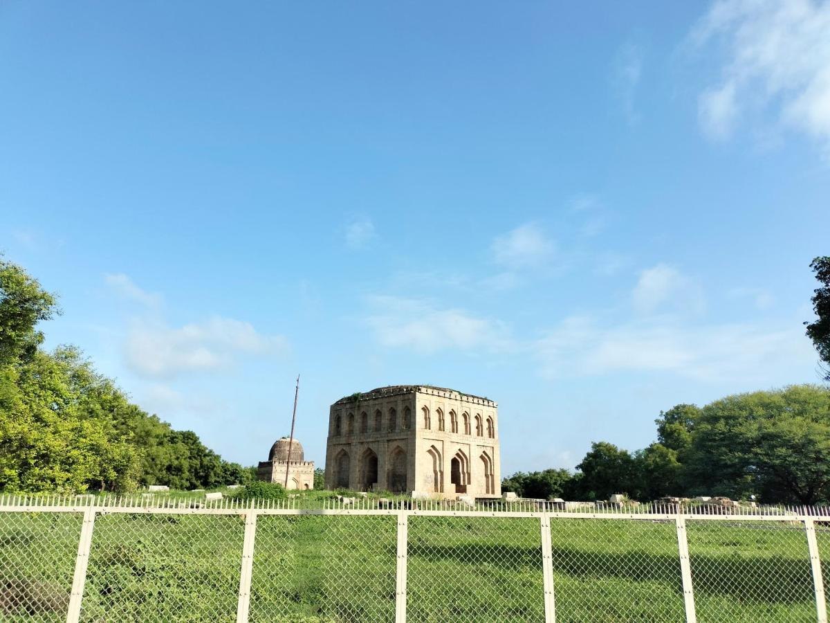 Prajwal Home Stay Хампи Экстерьер фото