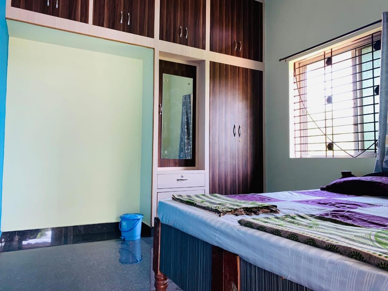 Prajwal Home Stay Хампи Номер фото