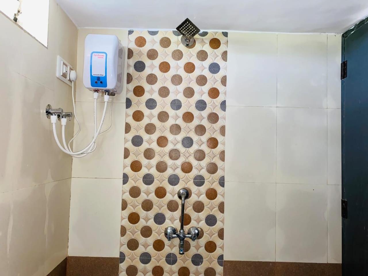 Prajwal Home Stay Хампи Номер фото